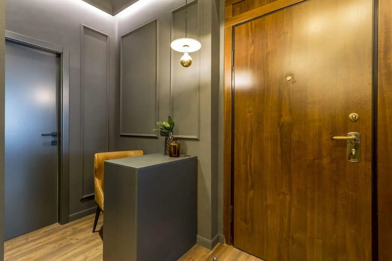 Nephelae Boutique Rooms Split 4*,