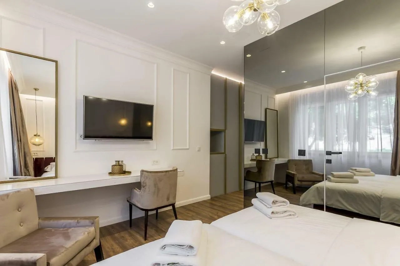 Nephelae Boutique Rooms Split Guest house